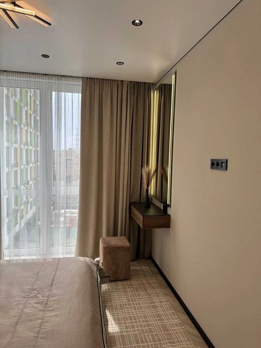Продаж 1 кімнатної квартири з ремонтом ЖК Софіївка вул. Угор