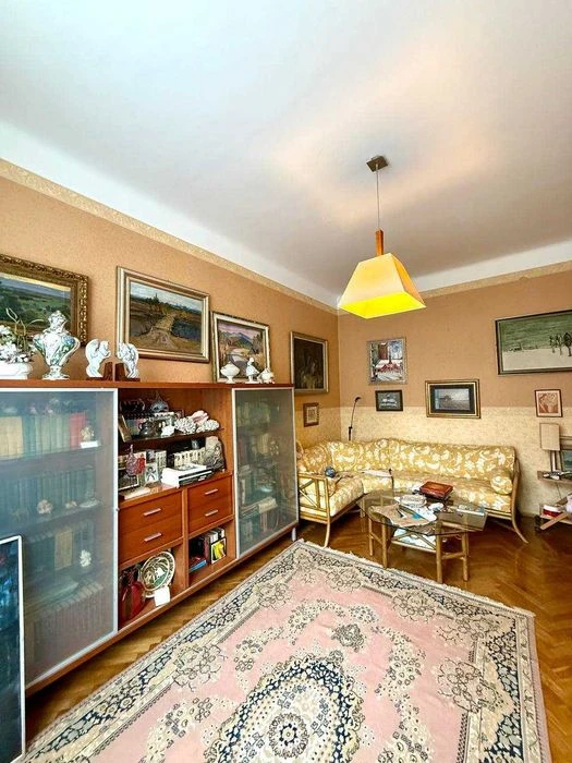 Продаж 4 кімнатної квартири в польському люксі вул. Стецька