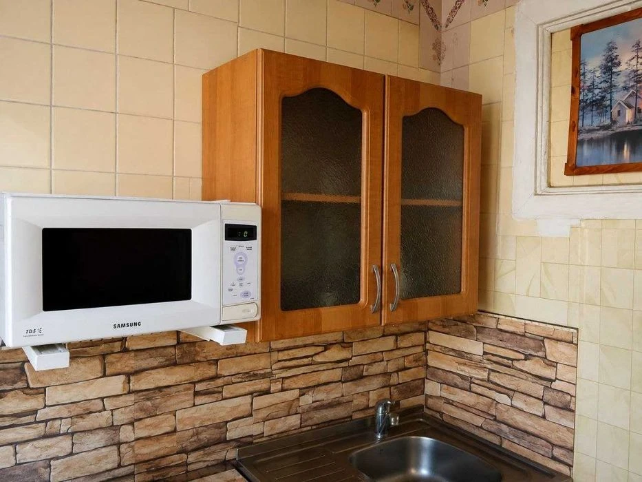 Продається 1к квартира на пр. Леоніда Каденюка, 15, біля мет
