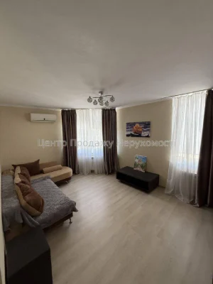Продаж 2-кімн. квартири 69. 4 м² на 24 поверсі у Києві!
