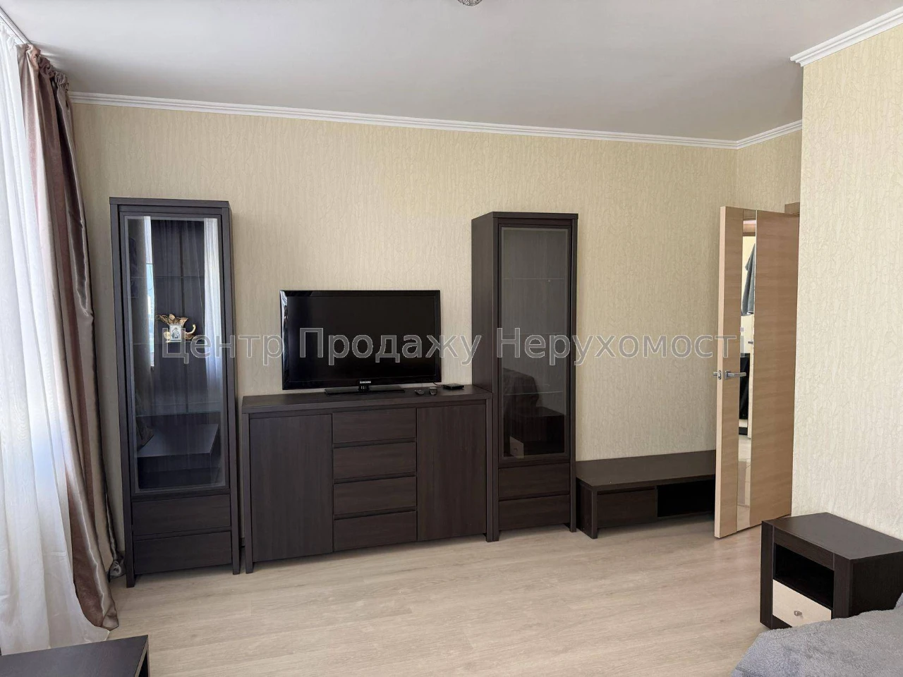 Продаж 2-кімн. квартири 69. 4 м² на 24 поверсі у Києві!