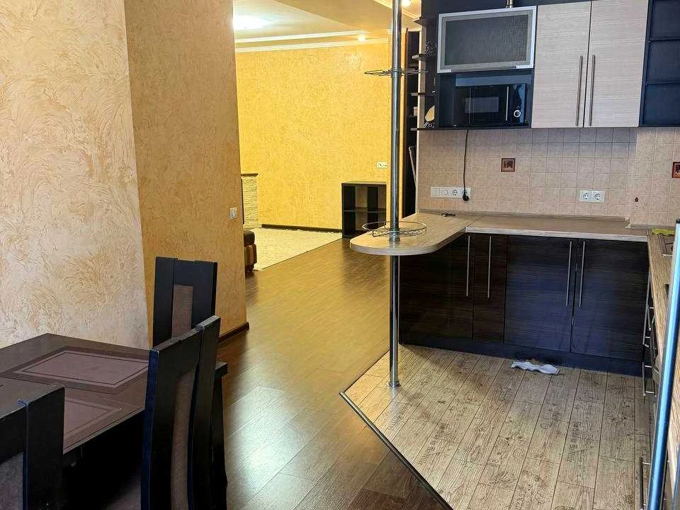 Квартира. Одеса, Таїрова вул.