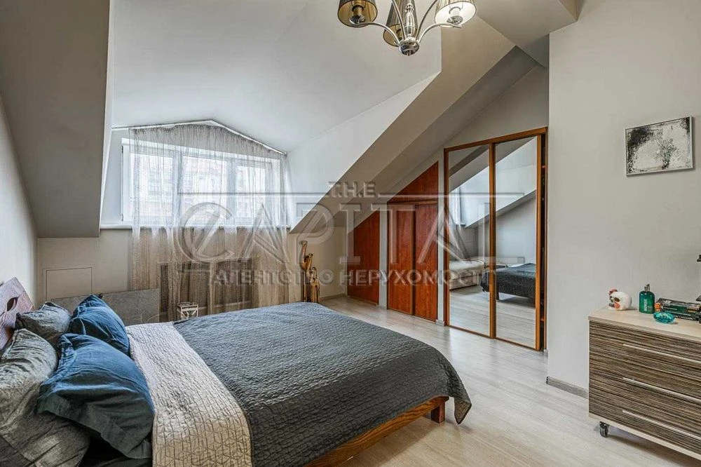 Продаж / Квартира / Подільський район / вул. Ярославська, 30