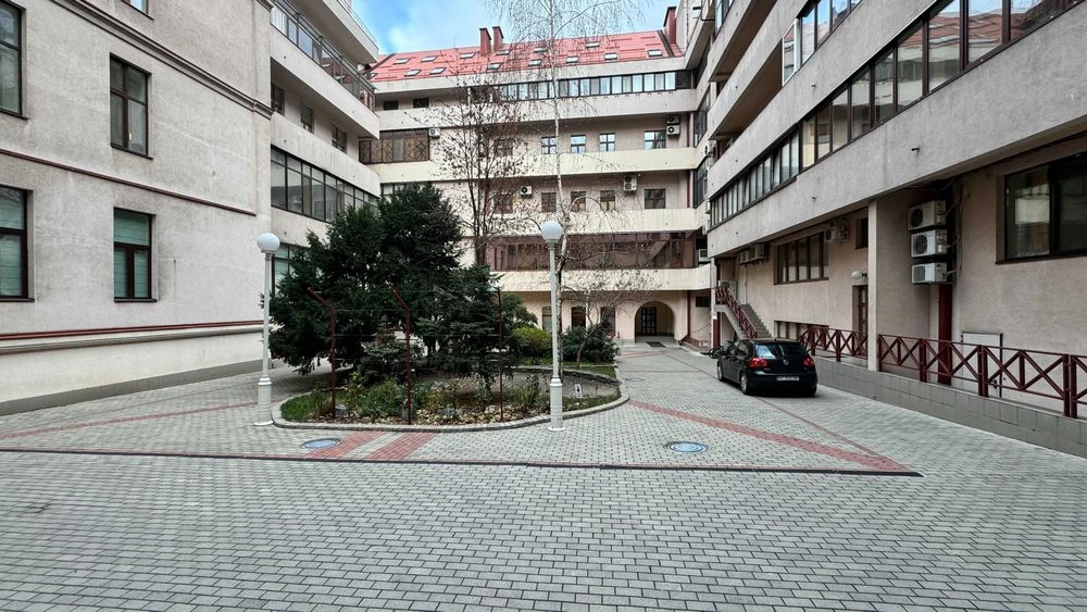 Продам квартиру премиум класса, с ремонтом, в центре.