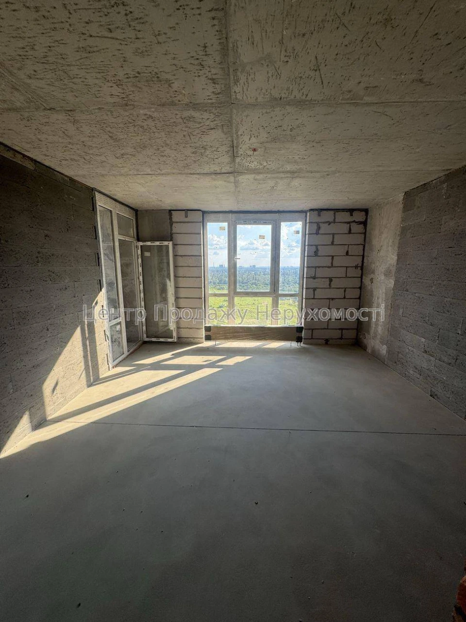 Продаж 2-кімн. квартири, 69 м², 24/26 пов, ЖК Варшавський Пл