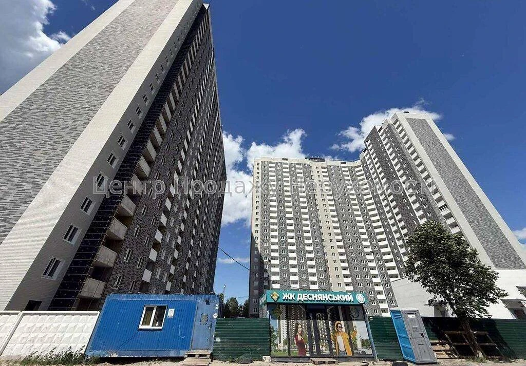 Продаж 1-к квартири 61 м² в ЖК Деснянський, Київ, 3/25 пов.