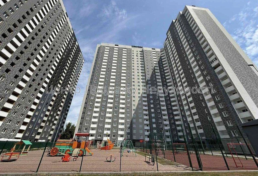 Продаж 1-к квартири 61 м² в ЖК Деснянський, Київ, 3/25 пов.