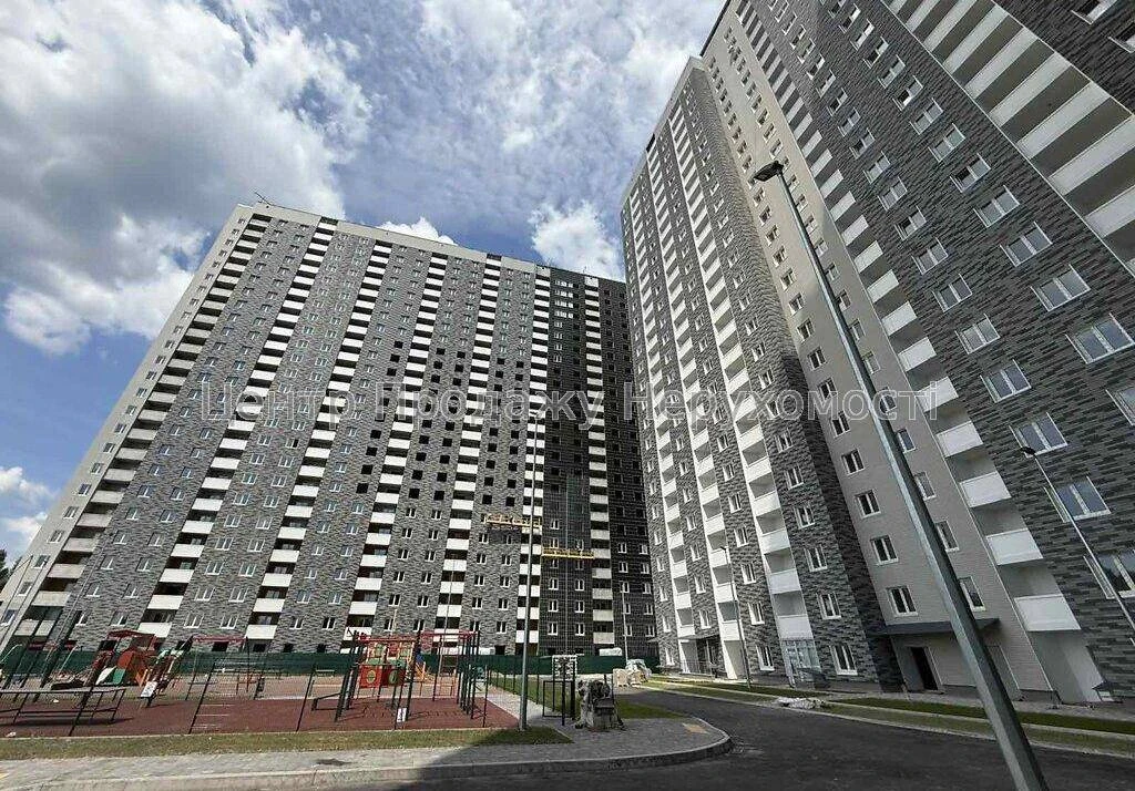 Продаж 1-к квартири 61 м² в ЖК Деснянський, Київ, 3/25 пов.