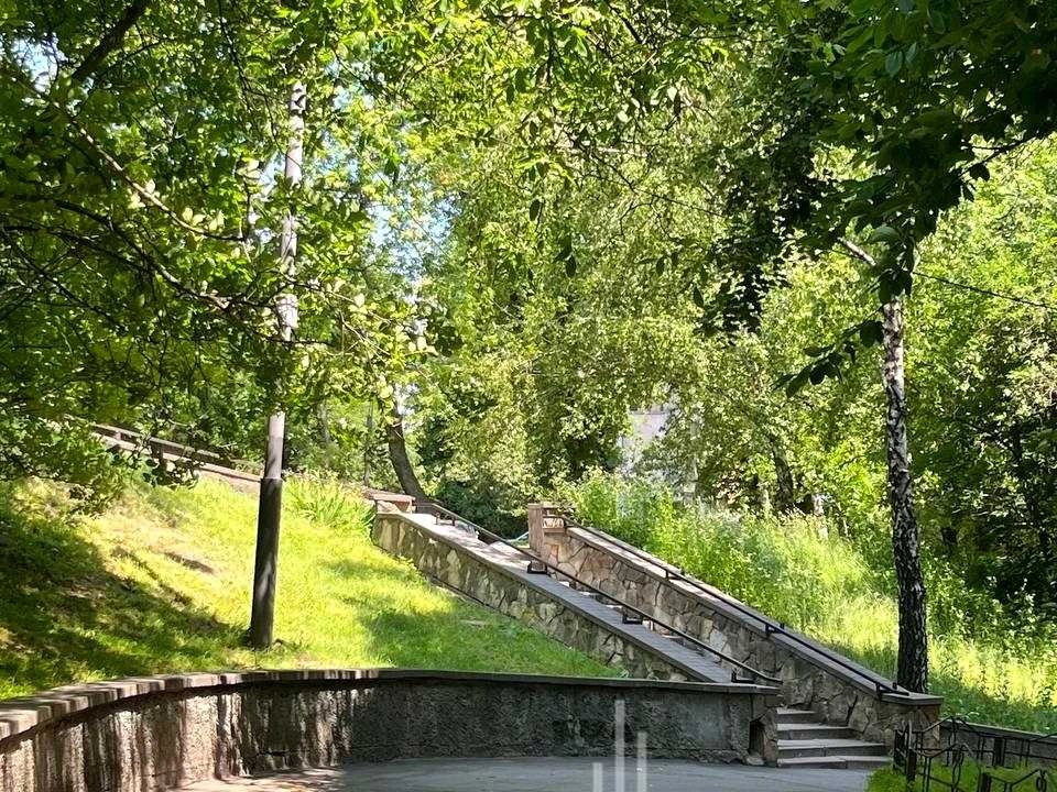 Квартира. Київ, Деміївська вул.