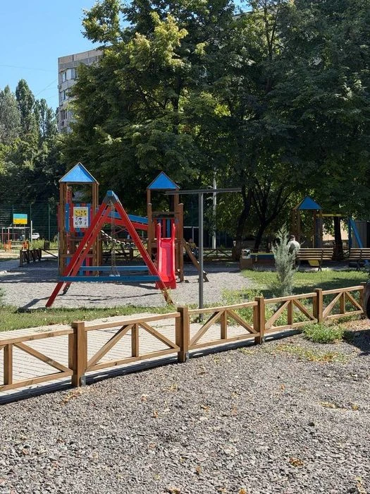 Продам  терміново однокімнатну квартиру на Академіка Заболот