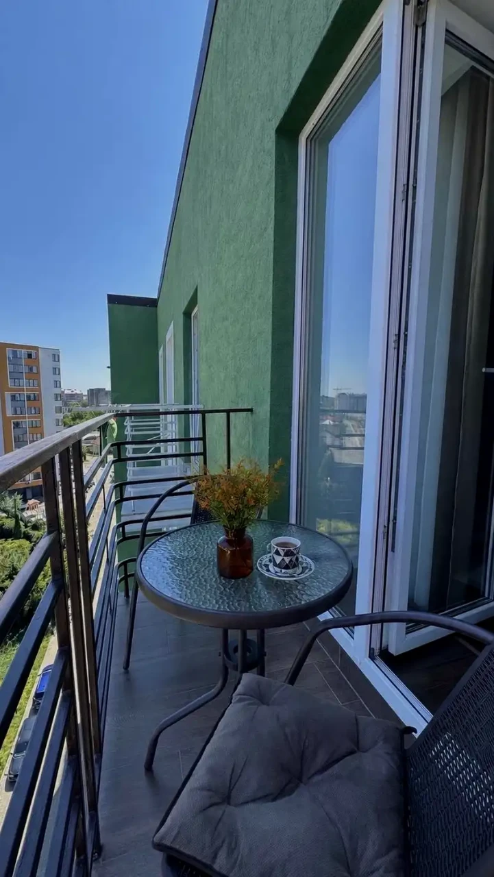 Продаж квартири 3-кімн. 80.8 м² 9/9 пов.