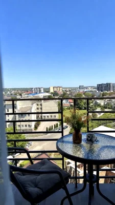 Продаж квартири 3-кімн. 80.8 м² 9/9 пов.
