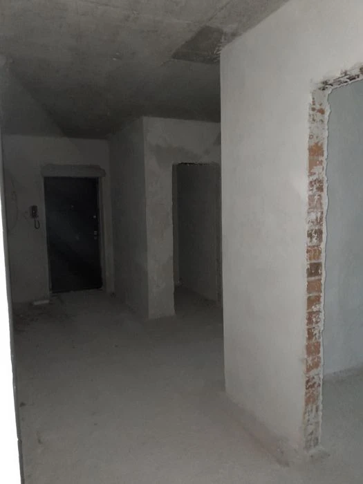 Продаж 2-кімнатної, сирець