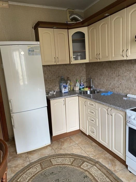 Здам 2-х кімн. квартиру вул. Юлії Здановської 83а