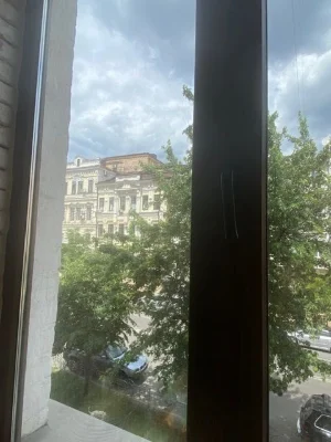 3-комнатная квартира 90 м² в центре Киева, царский дом
