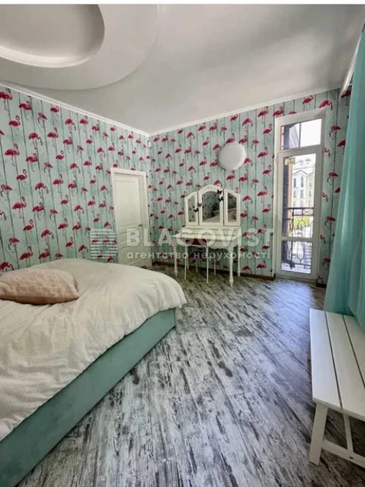 Без % ТЕРМІНОВИЙ ПРОДАЖ 4 кімнатна квартира в Дегтярна, 19,