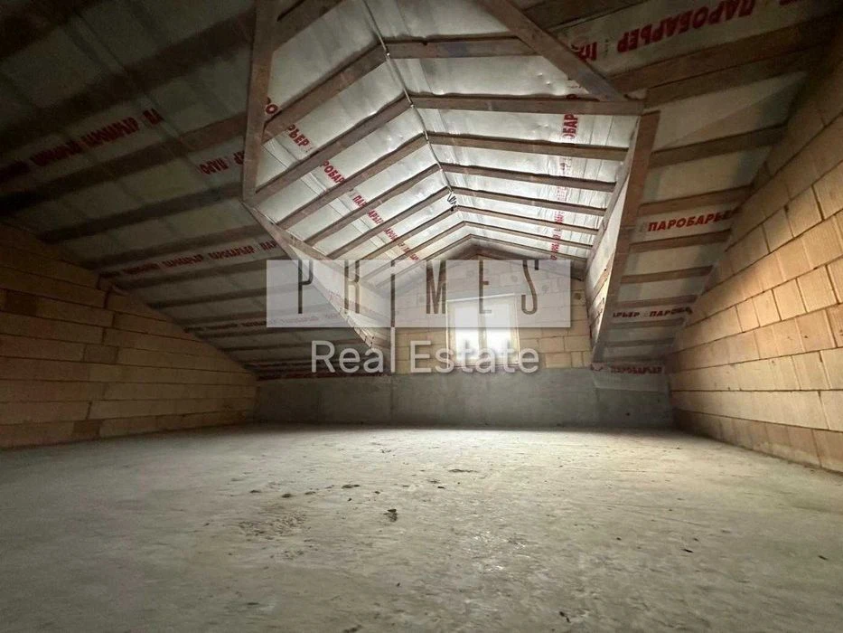 Продаж 3-х поверхового таунхаусу без ремонту, "Італійський к