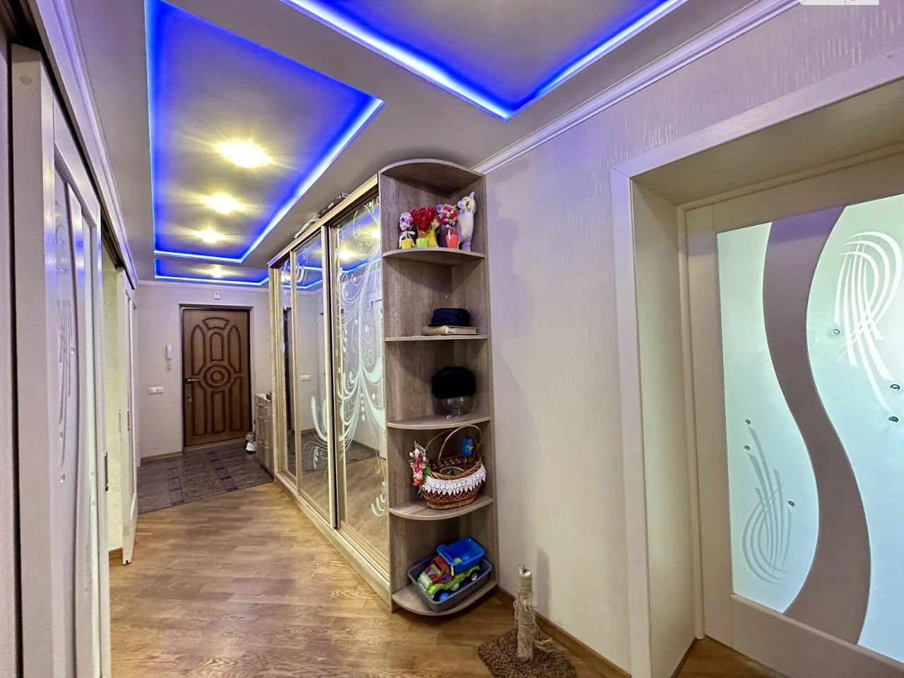 Продаж Квартира Академічний