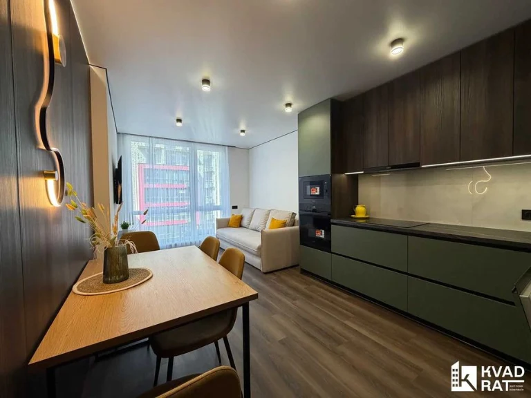Продаж стильної 1 кім з ремонтом,ЖК Manhattan Up
