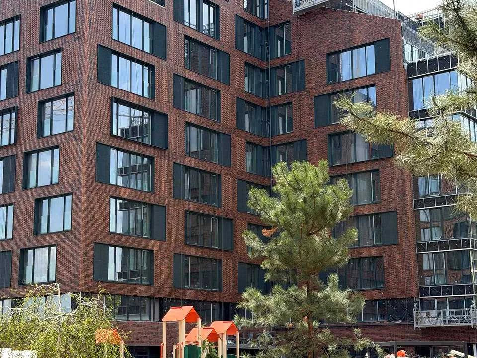 Квартира. Ужгород, Слов'янська набережна вул., (Будинок 3)