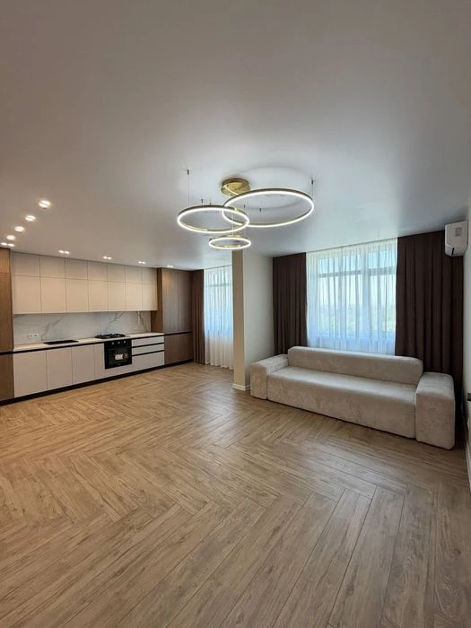 Продам 3 к квартиру Виставка