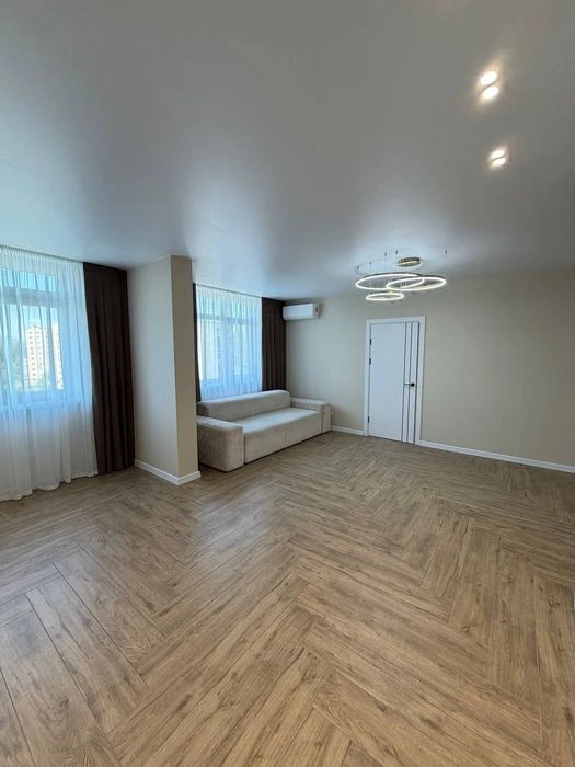 Продам 3 к квартиру Виставка