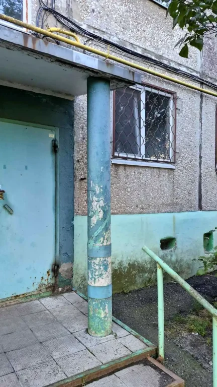 Продаж квартири 2-кімн. 46 м² 1/5 пов.