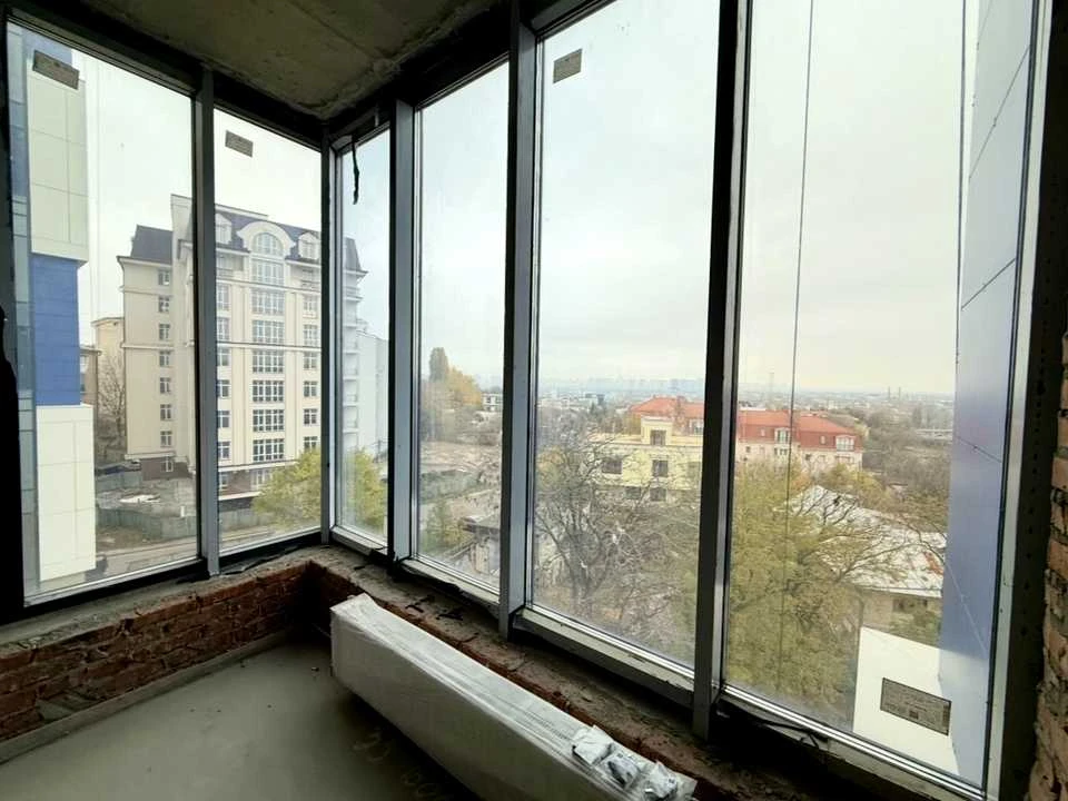 Квартира. Київ, Звіринецька вул.