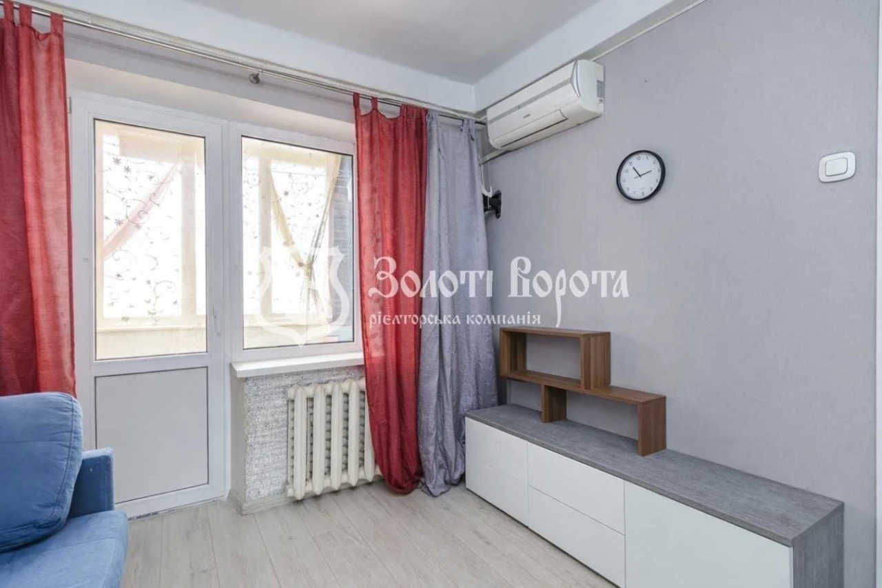 For sale 1-room apartment 20.9 m², Evropeyskaya pl., Soyuyu