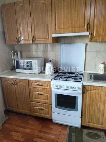 Продам 2 к.квартиру Шевченківський р-н Шулявська Шолуденка Г
