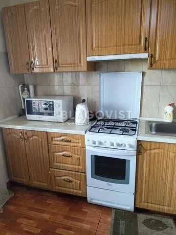 Продам 2 к.квартиру Шевченківський р-н Шулявська Шолуденка Г