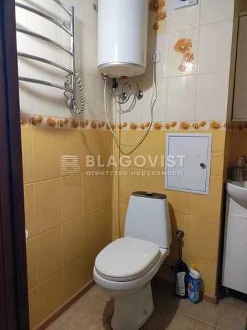 Продам 2 к.квартиру Шевченківський р-н Шулявська Шолуденка Г