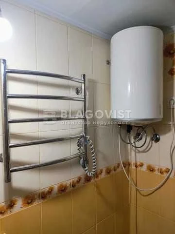 Продам 2 к.квартиру Шевченківський р-н Шулявська Шолуденка Г