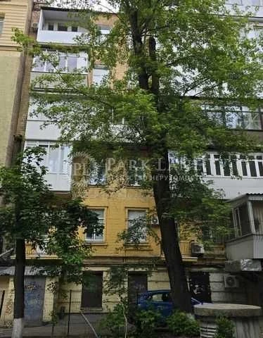ЦЕНТР Киева Продам 4к квартиру ремонт Большая Васильковская