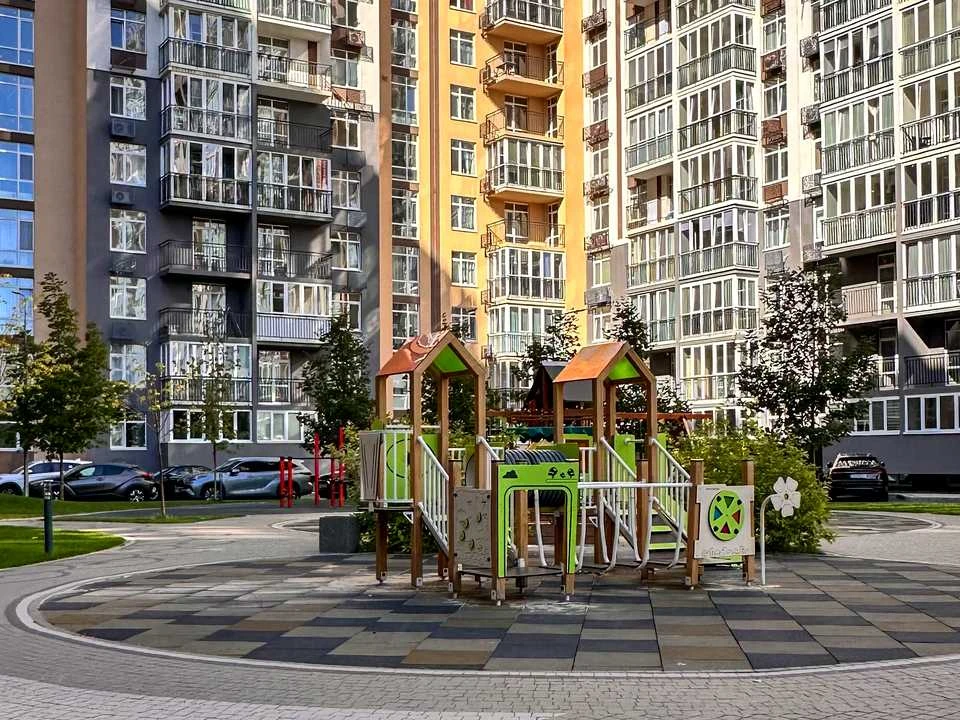 Квартира. Київ, Академіка Заболотного вул.