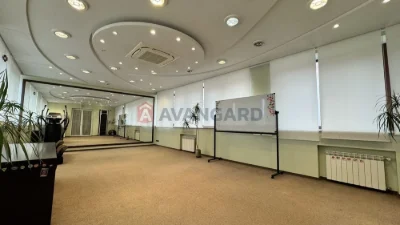 Продам классную 3-ком кв с ремонтом в центре, в бизнес новос
