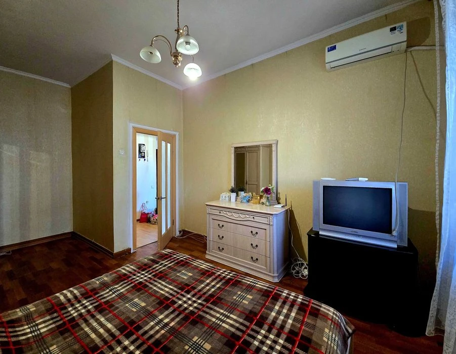 2к сталинка 60 м² на проспекте Леси Украинки (проспект Гагар