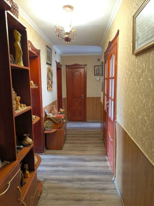 4к. квартира, вул. Вовчинецька. Зупинка "кобзарик"