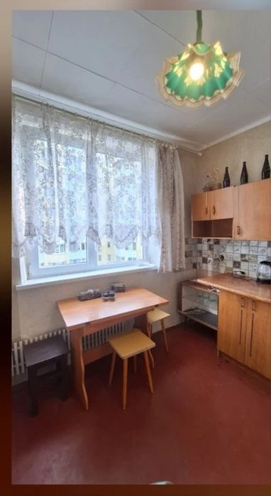 Продаж 1 кім квартири м. Олексіївська
