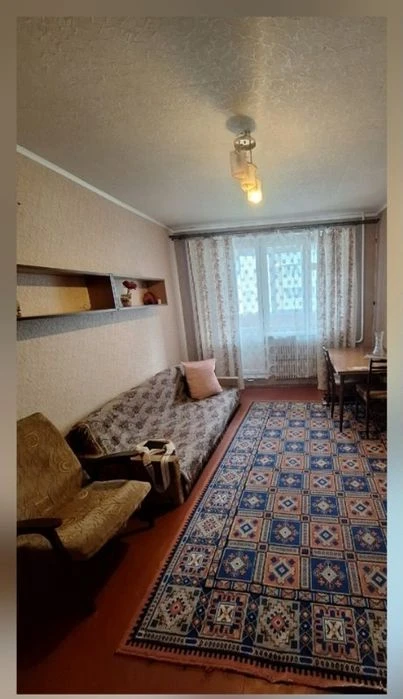 Продаж 1 кім квартири м. Олексіївська