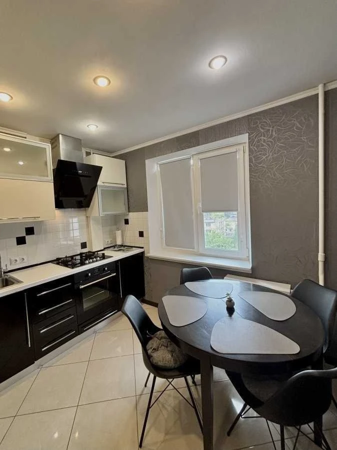 2-room apartment for sale 52.3 m², Burmystenka St., 12