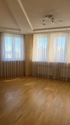 Продаж квартири 3-кімн. 92 м² 11/16 пов.