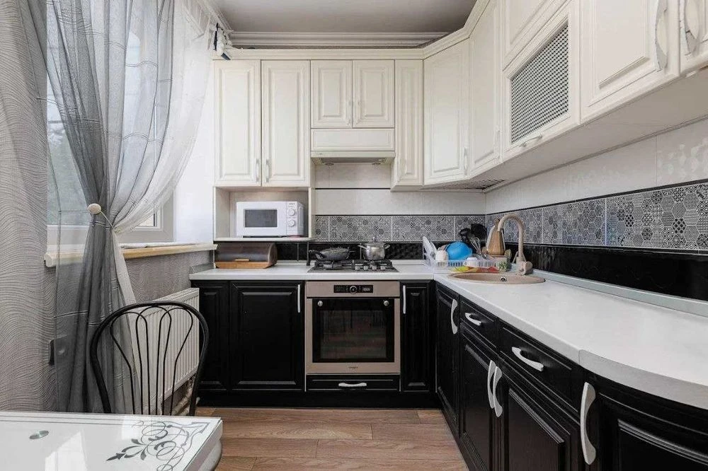 Продаж 3-кімнатної квартири з гаражем — вул. Городоцька, 200