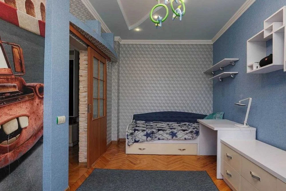 Продаж 3-кімнатної квартири з гаражем — вул. Городоцька, 200