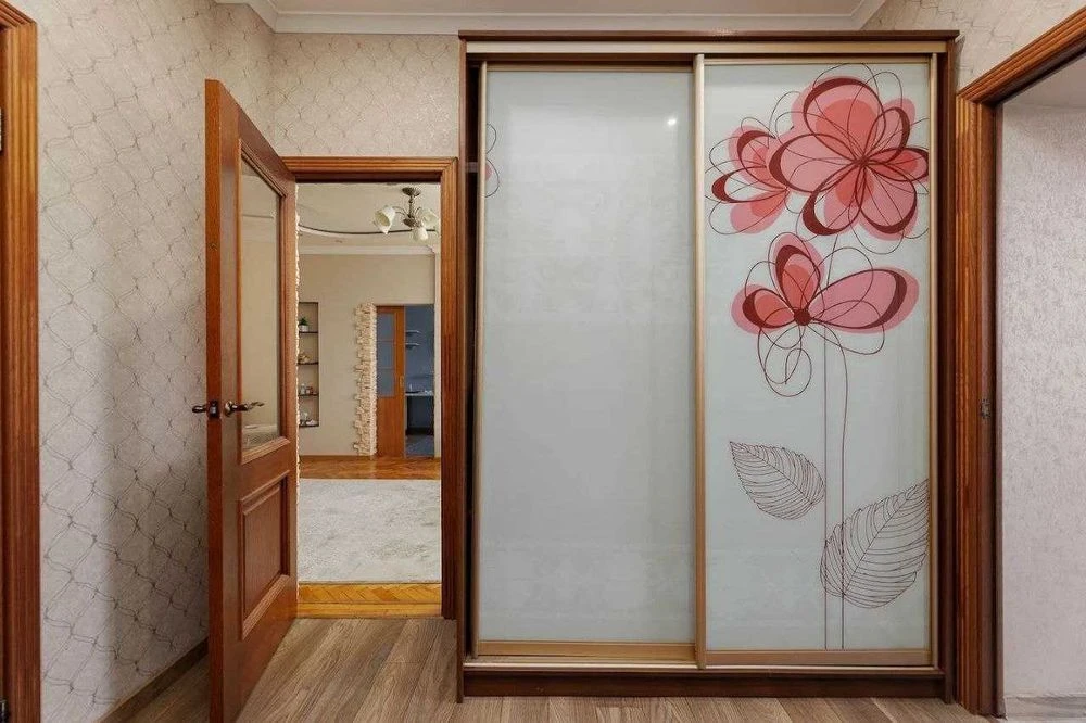Продаж 3-кімнатної квартири з гаражем — вул. Городоцька, 200