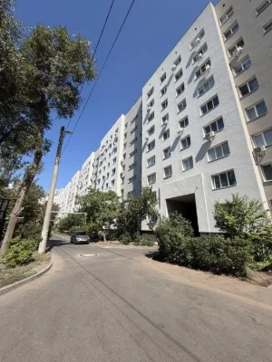 Продаж 2-кім. кв. Набережна Перемоги , житловий стан 8 повер