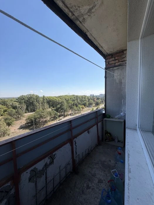 Продаж 2-кім. кв. Набережна Перемоги , житловий стан 8 повер