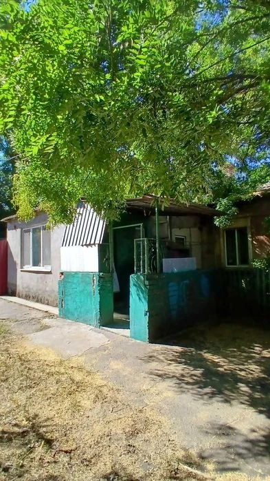 Продам 2к.квартиру, вул.Заньковецька, 37м