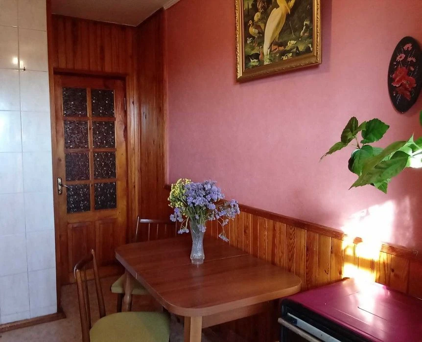(5) Продам 2к квартиру на вул. Юрія Клена 9337