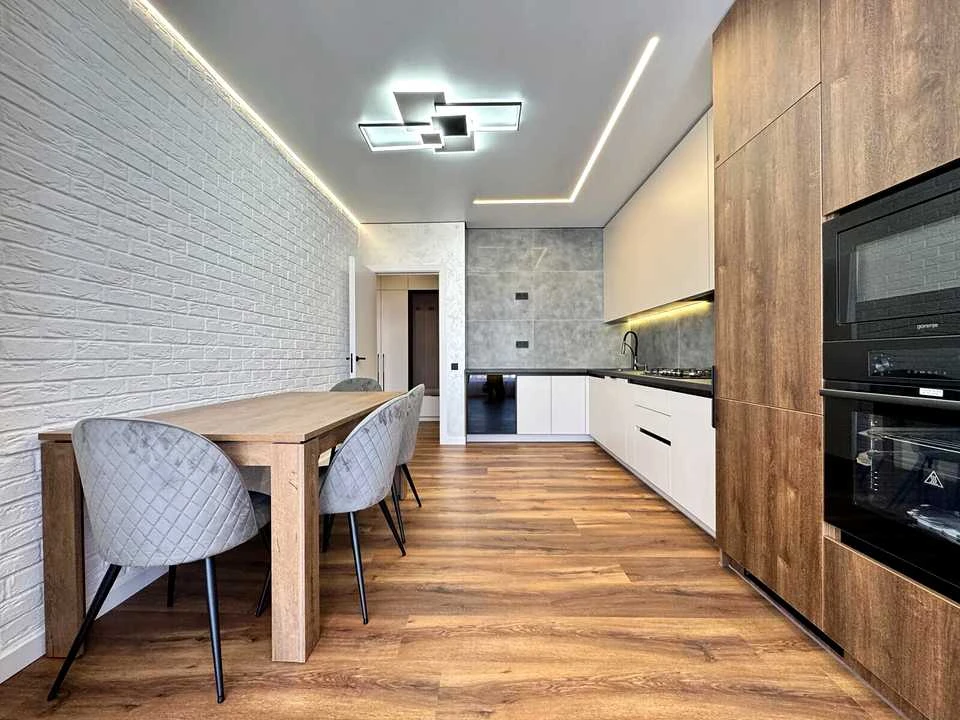 Квартира. Івано-Франківськ, Височана вул., 18 к